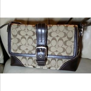 💯 authentic Coach signature Hampton’s 💖💖💖